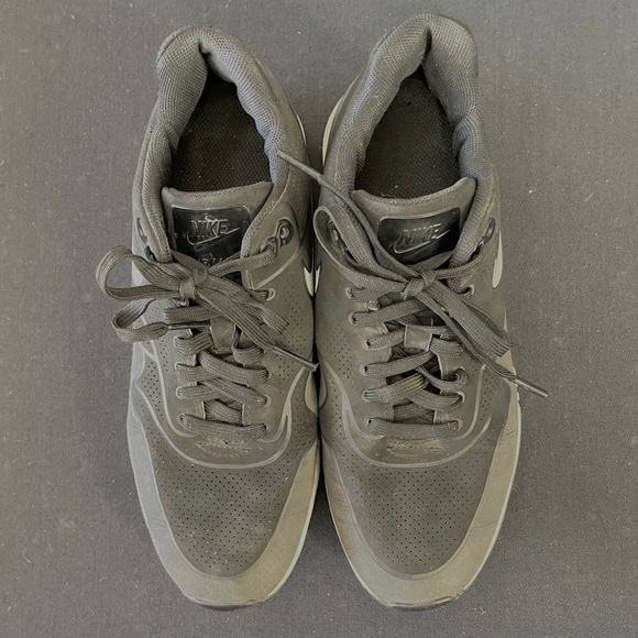 NIKE Women’s AIR MAX 1 ULTRA MOIRE "BLACK SHADOW" size 8.5 - Picture 8 of 10